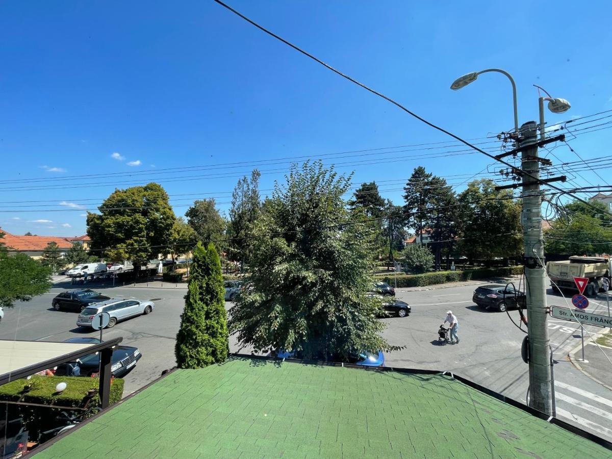 Engels Apartment Kaloşvar Dış mekan fotoğraf